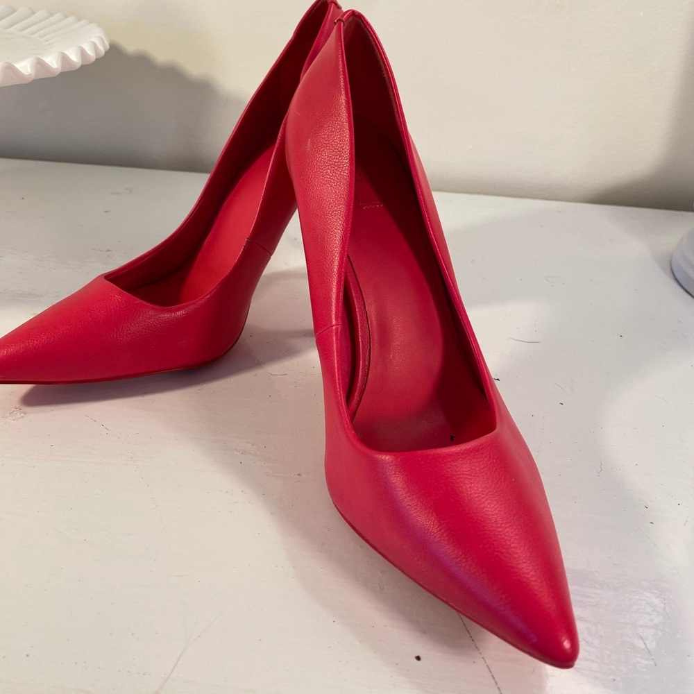 Aldo heels, size 8, pink